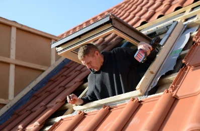 Pose de fenêtres de toit Velux aux Yveteaux